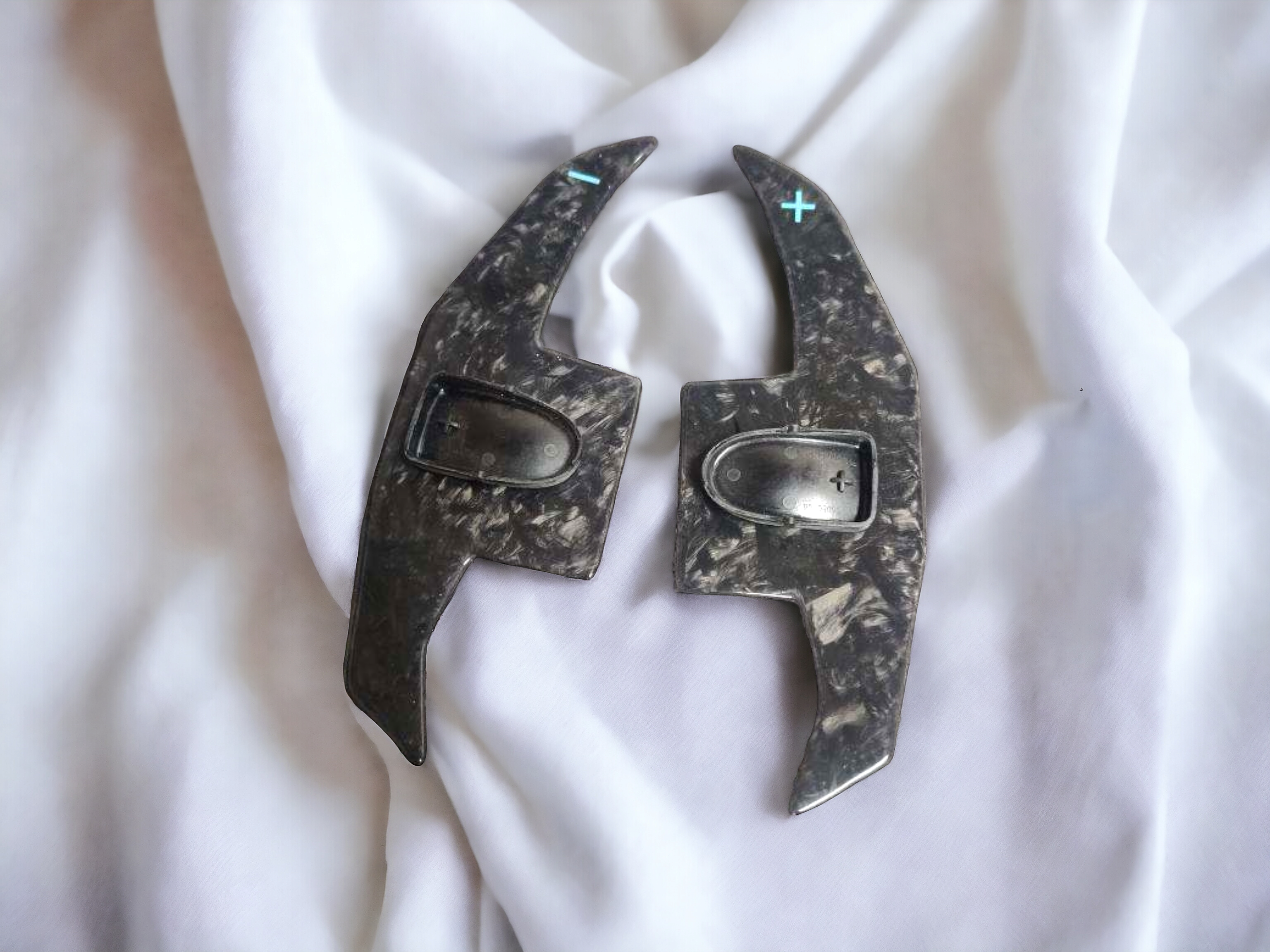 2009-2015 CTS-V V2 Custom Carbon Fiber Shifter Paddles for Steering Wheel